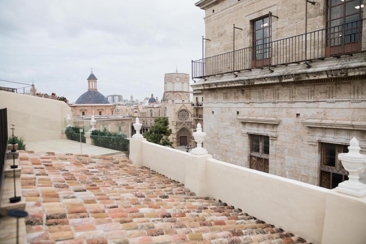 ולנסיה Myr Palacio Vallier מראה חיצוני תמונה The roof of the palace