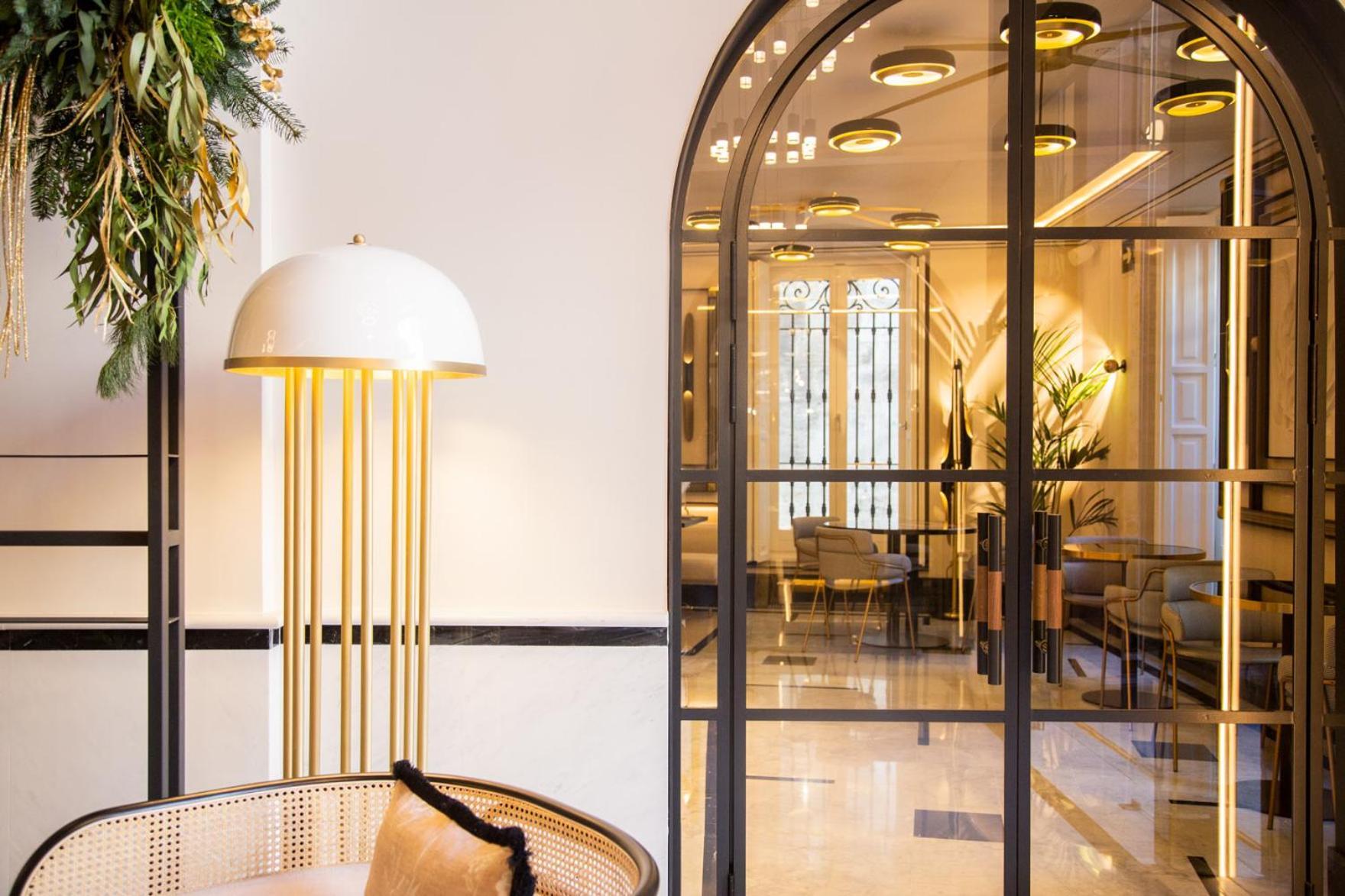 ולנסיה Myr Palacio Vallier מראה חיצוני תמונה The interior of the hotel